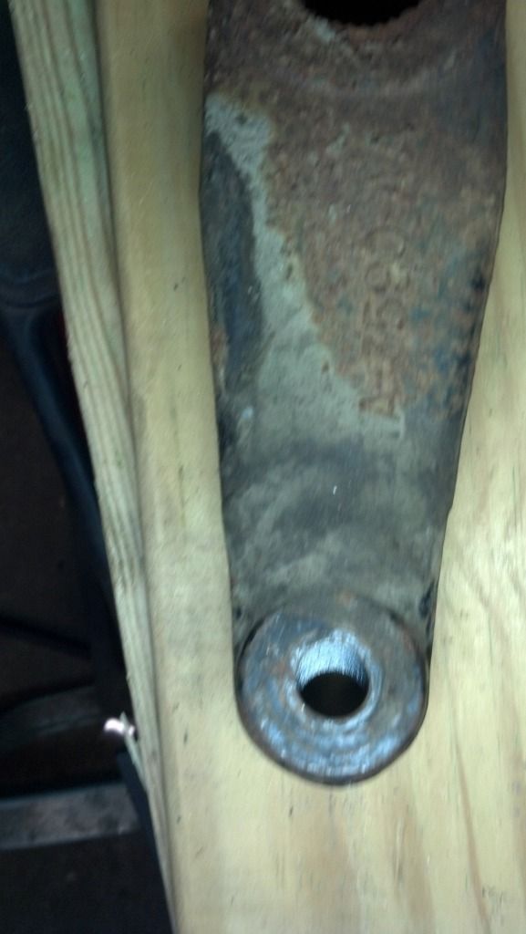 change your f250 pitman arm to f350 one with dana 60 swap. Ford Truck Enthusiasts Forums